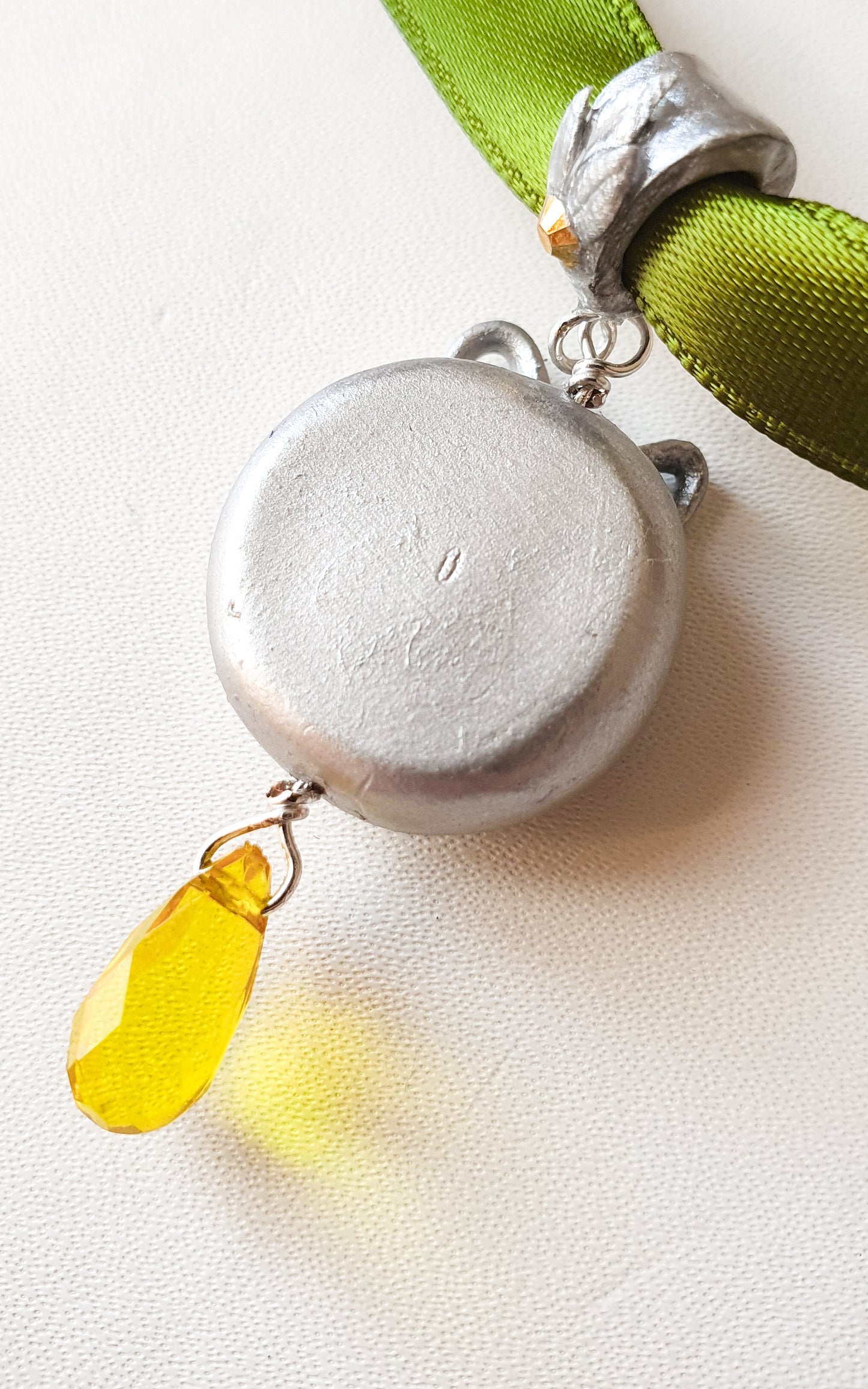 "Sun drop" ceramic necklace